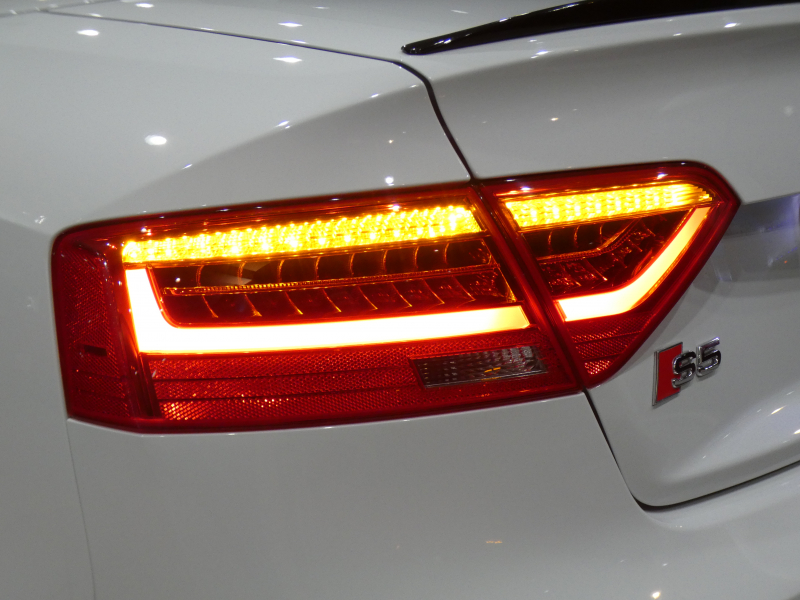 アウディ S5 S5ｶﾌﾞﾘｵﾚ 3.0TFSIｸﾜﾄﾛ ｱｼｽﾀﾝｽPKG　ADVｷｰ 追ACC ﾚｰﾝ&ｻｲﾄﾞｱｼｽﾄ ﾌﾞﾚｰｷW 黒革/黒幌 MMIﾅﾋﾞTV Bｶﾒﾗ PDC ｷｾﾉﾝ RSﾊﾝﾄﾞﾙ 専用ｴｸｽﾃﾘｱ&19AW 333ps　2年保証