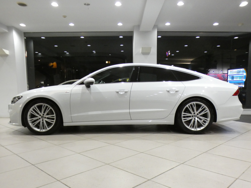 アウディ A7 A7ｽﾎﾟｰﾂﾊﾞｯｸ 55TFSIｸﾜﾄﾛ Sﾗｲﾝ&ｱｼｽﾀﾝｽPKG　ADVｷｰ 追ACC ﾚｰﾝ&ｻｲﾄﾞｱｼｽﾄ 黒革 ﾋｰﾀｰ ﾀｯﾁﾚｽﾎﾟﾝｽ付MMIﾅﾋﾞ ﾊﾞｰﾁｬﾙCP+ 全周囲ｶﾒﾗ PDC ﾚｰｻﾞｰﾏﾄﾘｸｽLED ﾗｲﾄｱﾆﾒｰｼｮﾝ Sﾗｲﾝｴｸｽﾃﾘｱ&20AW　2年保証