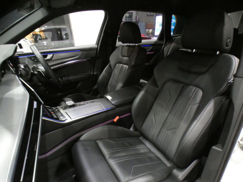 アウディ A6アバント A6ｱﾊﾞﾝﾄ 45TFSIｸﾜﾄﾛ Sﾗｲﾝ ｱｼｽﾀﾝｽPKG　ADVｷｰ 追ACC ﾚｰﾝ&ｻｲﾄﾞｱｼｽﾄ ｱｳﾃﾞｨﾌﾟﾚｾﾝｽ ﾀｯﾁﾚｽﾎﾟﾝｽ付MMIﾅﾋﾞ ﾊﾞｰﾁｬﾙCP+ 全周囲ｶﾒﾗ PDC HDﾏﾄﾘｸｽLED ｱﾝﾋﾞｴﾝﾄﾗｲﾄ ｵｰﾄﾃｰﾙｹﾞｰﾄ Sﾗｲﾝｴｸｽﾃﾘｱ&19AW　2年保証