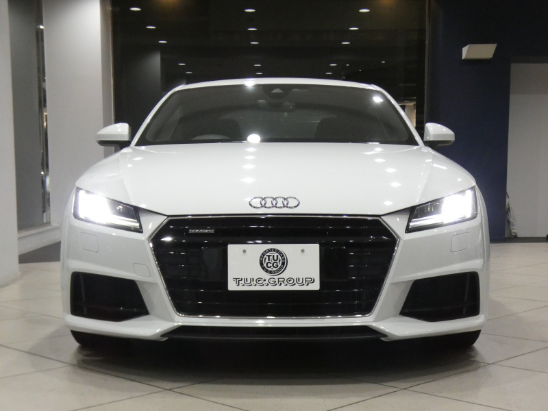 アウディ TTクーペ TTｸｰﾍﾟ2.0TFSIｸﾜﾄﾛ Sﾗｲﾝ　ADVｷｰ 半革 MMIﾅﾋﾞTV ﾊﾞｰﾁｬﾙCP BTｵｰﾃﾞｨｵ Rｾﾝｻｰ LEDﾗｲﾄ Sﾗｲﾝｴｸｽﾃﾘｱ BBS18ｲﾝﾁAW　2年保証