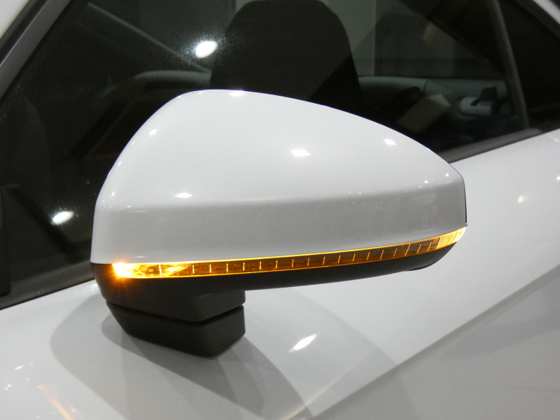 アウディ TTクーペ TTｸｰﾍﾟ2.0TFSIｸﾜﾄﾛ Sﾗｲﾝ　ADVｷｰ 半革 MMIﾅﾋﾞTV ﾊﾞｰﾁｬﾙCP BTｵｰﾃﾞｨｵ Rｾﾝｻｰ LEDﾗｲﾄ Sﾗｲﾝｴｸｽﾃﾘｱ BBS18ｲﾝﾁAW　2年保証