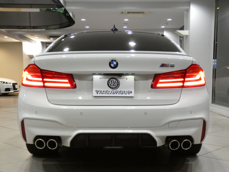 BMW Mシリーズ M5 ｺﾝﾌｫｰﾄPKG　Dｱｼｽﾄ+ 追ACC ﾚｰﾝCHW 衝突軽減 黒革 ﾏｯｻｰｼﾞ ﾋｰﾀｰ&ﾍﾞﾝﾁﾚｰﾀｰ ☆B&Wｻｳﾝﾄﾞ iﾄﾞﾗｲﾌﾞﾅﾋﾞ(第6世代 ﾀｯﾁP対応) 全周囲ｶﾒﾗ PDC ﾍｯﾄﾞUDSP ﾅｲﾄﾋﾞｼﾞｮﾝ LEDﾗｲﾄ ｱﾝﾋﾞｴﾝﾄｴｱP 専用ｴｸｽﾃﾘｱ&20AW ｽﾎﾟｰﾂEX 600ps　2年保証　
