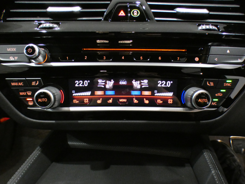 BMW Mシリーズ M5 ｺﾝﾌｫｰﾄPKG　Dｱｼｽﾄ+ 追ACC ﾚｰﾝCHW 衝突軽減 黒革 ﾏｯｻｰｼﾞ ﾋｰﾀｰ&ﾍﾞﾝﾁﾚｰﾀｰ ☆B&Wｻｳﾝﾄﾞ iﾄﾞﾗｲﾌﾞﾅﾋﾞ(第6世代 ﾀｯﾁP対応) 全周囲ｶﾒﾗ PDC ﾍｯﾄﾞUDSP ﾅｲﾄﾋﾞｼﾞｮﾝ LEDﾗｲﾄ ｱﾝﾋﾞｴﾝﾄｴｱP 専用ｴｸｽﾃﾘｱ&20AW ｽﾎﾟｰﾂEX 600ps　2年保証　