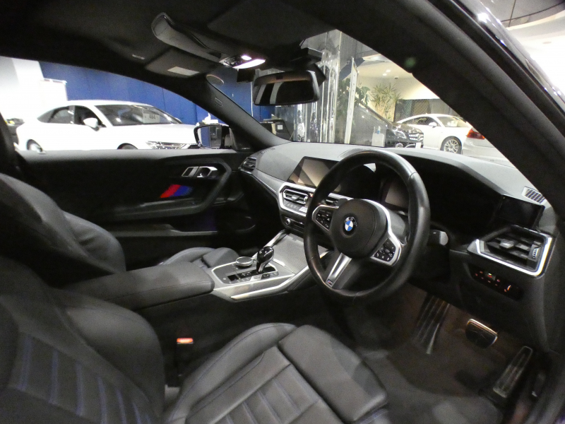 BMW 2シリーズ M240i Xﾄﾞﾗｲﾌﾞ ｸｰﾍﾟ ﾊｲﾗｲﾝPKG　ｺﾝﾌｫA Dｱｼｽﾄ 追ACC ﾚｰﾝDW 衝突軽減 黒革 ﾋｰﾀｰ iﾄﾞﾗｲﾌﾞﾅﾋﾞ(第7世代) ﾗｲﾌﾞCP ﾜｲﾔﾚｽCH ﾍｯﾄﾞｱｯﾌﾟDSP 全周囲ｶﾒﾗ PDC LEDﾗｲﾄ Mﾊｲﾗｲﾀｰｽﾞｲﾙﾐ 専用ｴｸｽﾃﾘｱ&19AW 387ps　2年保証