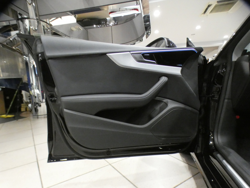 アウディ A5 A5ｽﾎﾟｰﾂﾊﾞｯｸ 35TDIｱﾄﾞﾊﾞﾝｽﾄ ﾗｸﾞｼﾞｭｱﾘｰ&ﾌﾞﾗｯｸｽﾀｲﾘﾝｸﾞPKG　後期 追ACC ﾚｰﾝ&ｻｲﾄﾞｱｼｽﾄ ｱｳﾃﾞｨﾌﾟﾚｾﾝｽ 黒革 全席ﾋｰﾀｰ ﾀｯﾁｽｸﾘｰﾝMMIﾅﾋﾞ 全周囲ｶﾒﾗ PDC ﾏﾄﾘｸｽLED ﾏﾙﾁｶﾗｰｱﾝﾋﾞｴﾝﾄ ｵｰﾄﾃｰﾙｹﾞｰﾄ 18AW　2年保証