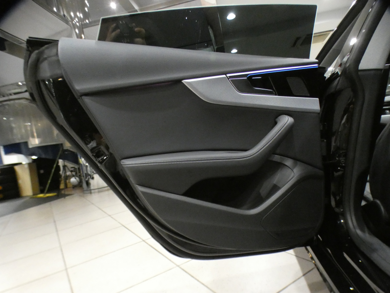 アウディ A5 A5ｽﾎﾟｰﾂﾊﾞｯｸ 35TDIｱﾄﾞﾊﾞﾝｽﾄ ﾗｸﾞｼﾞｭｱﾘｰ&ﾌﾞﾗｯｸｽﾀｲﾘﾝｸﾞPKG　後期 追ACC ﾚｰﾝ&ｻｲﾄﾞｱｼｽﾄ ｱｳﾃﾞｨﾌﾟﾚｾﾝｽ 黒革 全席ﾋｰﾀｰ ﾀｯﾁｽｸﾘｰﾝMMIﾅﾋﾞ 全周囲ｶﾒﾗ PDC ﾏﾄﾘｸｽLED ﾏﾙﾁｶﾗｰｱﾝﾋﾞｴﾝﾄ ｵｰﾄﾃｰﾙｹﾞｰﾄ 18AW　2年保証