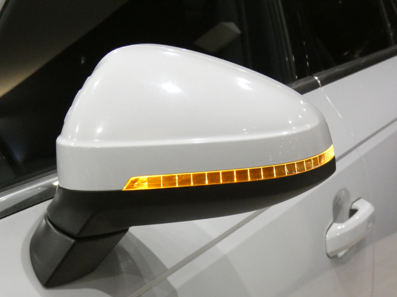 アウディ A4 A4 2.0TFSI ｽﾎﾟｰﾂ SﾗｲﾝPKG　ADVｷｰ 追ACC ﾚｰﾝｱｼｽﾄ Audiﾌﾟﾚｾﾝｽ 黒半革 ﾋｰﾀｰ MMIﾅﾋﾞ ﾊﾞｰﾁｬﾙCP Bｶﾒﾗ PDC ﾏﾄﾘｸｽLEDﾗｲﾄ Sﾗｲﾝｴｸｽﾃﾘｱ＆18AW　2年保証