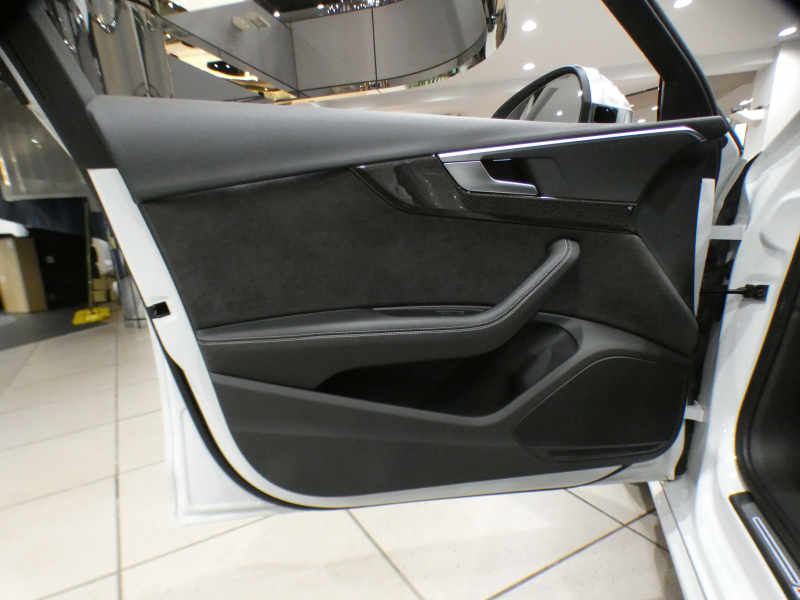 アウディ S4 S4ｱﾊﾞﾝﾄ ﾚｻﾞｰ&ｱｼｽﾀﾝｽPKG　1ｵｰﾅｰ 追ACC ﾚｰﾝ&ｻｲﾄﾞｱｼｽﾄ ｱｳﾃﾞｨﾌﾟﾚｾﾝｽ 黒革 ﾋｰﾀｰ ﾏｯｻｰｼﾞ機能 ﾊﾟﾉﾗﾏSR MMIﾅﾋﾞTV ﾊﾞｰﾁｬﾙCP 全周囲ｶﾒﾗ PDC ﾏﾄﾘｸｽLED 専用ｴｸｽﾃﾘｱ&18AW ﾚｯﾄﾞｷｬﾘﾊﾟｰ 354ps　2年保証