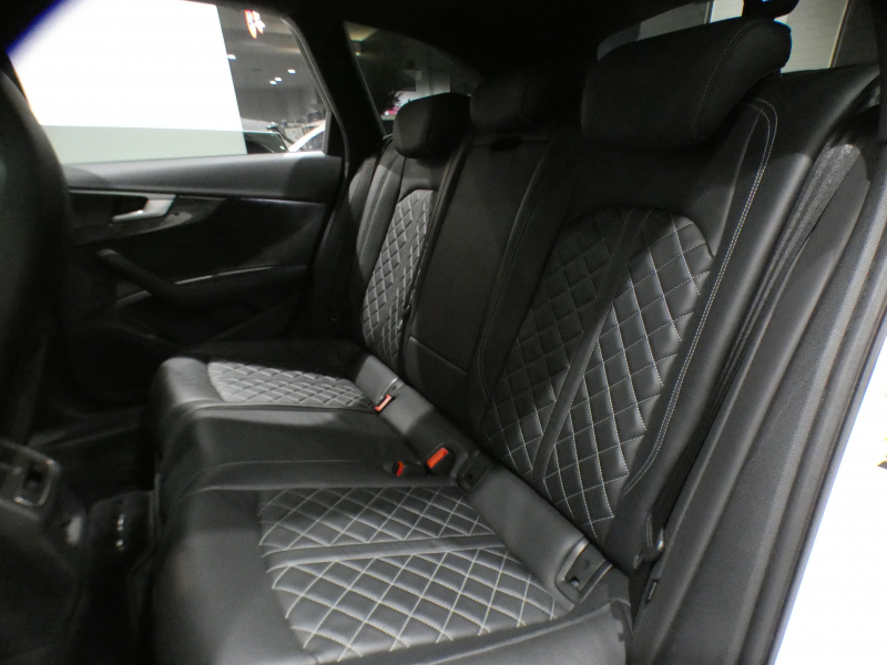 アウディ S4 S4ｱﾊﾞﾝﾄ ﾚｻﾞｰ&ｱｼｽﾀﾝｽPKG　1ｵｰﾅｰ 追ACC ﾚｰﾝ&ｻｲﾄﾞｱｼｽﾄ ｱｳﾃﾞｨﾌﾟﾚｾﾝｽ 黒革 ﾋｰﾀｰ ﾏｯｻｰｼﾞ機能 ﾊﾟﾉﾗﾏSR MMIﾅﾋﾞTV ﾊﾞｰﾁｬﾙCP 全周囲ｶﾒﾗ PDC ﾏﾄﾘｸｽLED 専用ｴｸｽﾃﾘｱ&18AW ﾚｯﾄﾞｷｬﾘﾊﾟｰ 354ps　2年保証