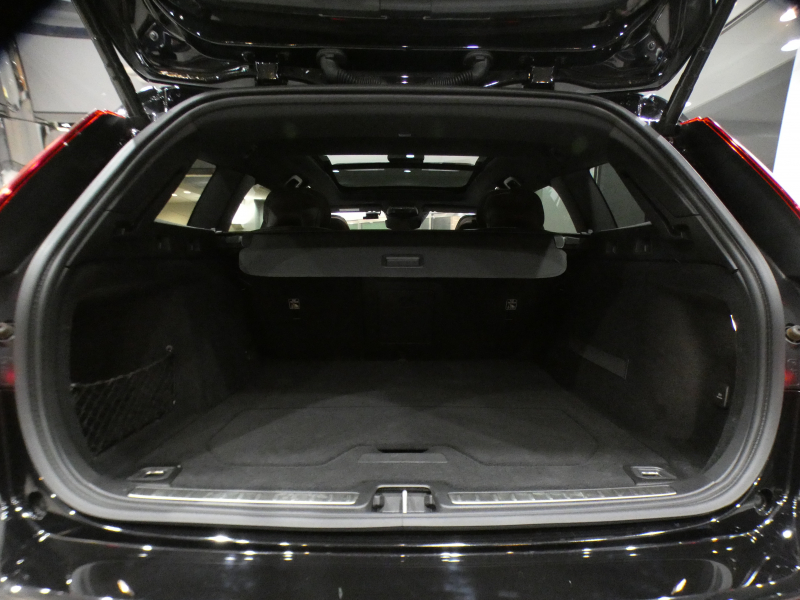 ボルボ V60 V60 T5ｲﾝｽｸﾘﾌﾟｼｮﾝ ﾌﾟﾗｽPKG　1ｵｰﾅｰ 追ACC･LKA･ LCMA ｽﾃｱﾋｰﾀｰ 茶革 全席ﾋｰﾀｰ ﾍﾞﾝﾁﾚｰﾀｰ ﾏｯｻｰｼﾞ機能 ﾊﾟﾉﾗﾏSR ﾀｯﾁｽｸﾘｰﾝHDDﾅﾋﾞTV harman/K 全周ｶﾒﾗ ﾍｯﾄﾞｱｯﾌﾟDSP LEDﾗｲﾄ ｵｰﾄﾃｰﾙｹﾞｰﾄ 19AW　2年保証