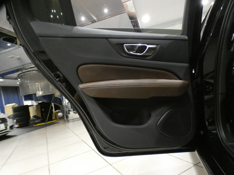 ボルボ V60 V60 T5ｲﾝｽｸﾘﾌﾟｼｮﾝ ﾌﾟﾗｽPKG　1ｵｰﾅｰ 追ACC･LKA･ LCMA ｽﾃｱﾋｰﾀｰ 茶革 全席ﾋｰﾀｰ ﾍﾞﾝﾁﾚｰﾀｰ ﾏｯｻｰｼﾞ機能 ﾊﾟﾉﾗﾏSR ﾀｯﾁｽｸﾘｰﾝHDDﾅﾋﾞTV harman/K 全周ｶﾒﾗ ﾍｯﾄﾞｱｯﾌﾟDSP LEDﾗｲﾄ ｵｰﾄﾃｰﾙｹﾞｰﾄ 19AW　2年保証