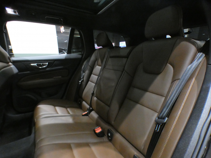 ボルボ V60 V60 T5ｲﾝｽｸﾘﾌﾟｼｮﾝ ﾌﾟﾗｽPKG　1ｵｰﾅｰ 追ACC･LKA･ LCMA ｽﾃｱﾋｰﾀｰ 茶革 全席ﾋｰﾀｰ ﾍﾞﾝﾁﾚｰﾀｰ ﾏｯｻｰｼﾞ機能 ﾊﾟﾉﾗﾏSR ﾀｯﾁｽｸﾘｰﾝHDDﾅﾋﾞTV harman/K 全周ｶﾒﾗ ﾍｯﾄﾞｱｯﾌﾟDSP LEDﾗｲﾄ ｵｰﾄﾃｰﾙｹﾞｰﾄ 19AW　2年保証