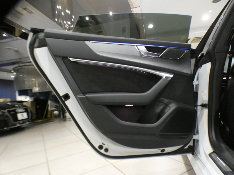 アウディ A7 A7ｽﾎﾟｰﾂﾊﾞｯｸ 45TFSIｸﾜﾄﾛ Sﾗｲﾝ&ﾄﾞﾗｲﾋﾞﾝｸﾞ&ﾘｱｺﾝﾌｫ&ﾊﾟﾜｰｱｼｽﾄ&ｱｼｽﾀﾝｽPKG　ADVｷｰ 追ACC ﾚｰﾝ&ｻｲﾄﾞｱｼｽﾄ 黒革 全席ﾋｰﾀｰ ﾀｯﾁﾚｽﾎﾟﾝｽ付MMIﾅﾋﾞ 全周囲ｶﾒﾗ PDC HDﾏﾄﾘｸｽLEDﾚｰｻﾞｰﾗｲﾄ ﾊﾟﾜｰｸﾛｰｽﾞ Sﾗｲﾝｴｸｽﾃﾘｱ&20AW　2年保証