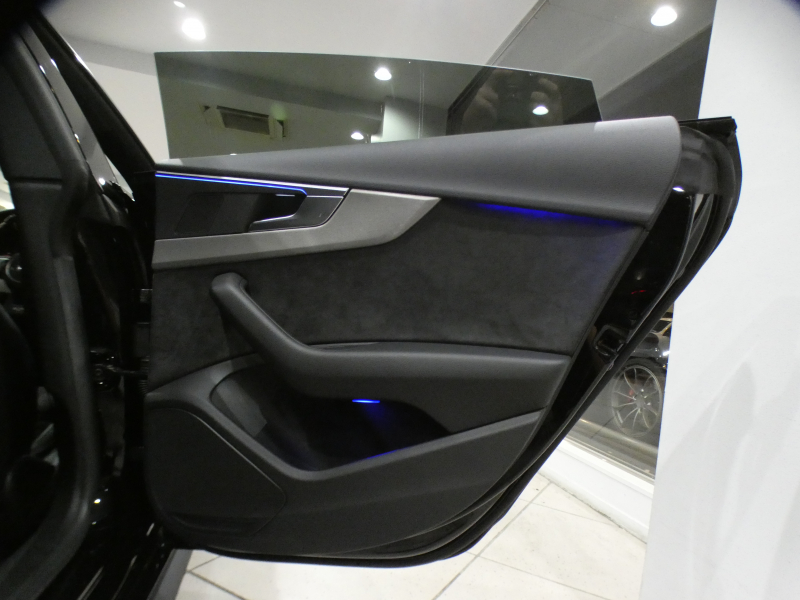 アウディ A5 A5ｽﾎﾟｰﾂﾊﾞｯｸ 40TFSI Sﾗｲﾝ&ｱｼｽﾀﾝｽPKG　1ｵｰﾅｰ 追ACC ﾚｰﾝ&ｻｲﾄﾞｱｼｽﾄ ｱｳﾃﾞｨﾌﾟﾚｾﾝｽ 半革 全席ﾋｰﾀｰ ﾊﾟﾉﾗﾏSR MMIﾅﾋﾞ ﾊﾞｰﾁｬﾙCP 全周囲ｶﾒﾗ PDC ﾏﾄﾘｸｽLED Sﾗｲﾝｴｸｽﾃﾘｱ KWｻｽﾍﾟﾝｼｮﾝ ﾚｲｽﾞ19AW　2年保証