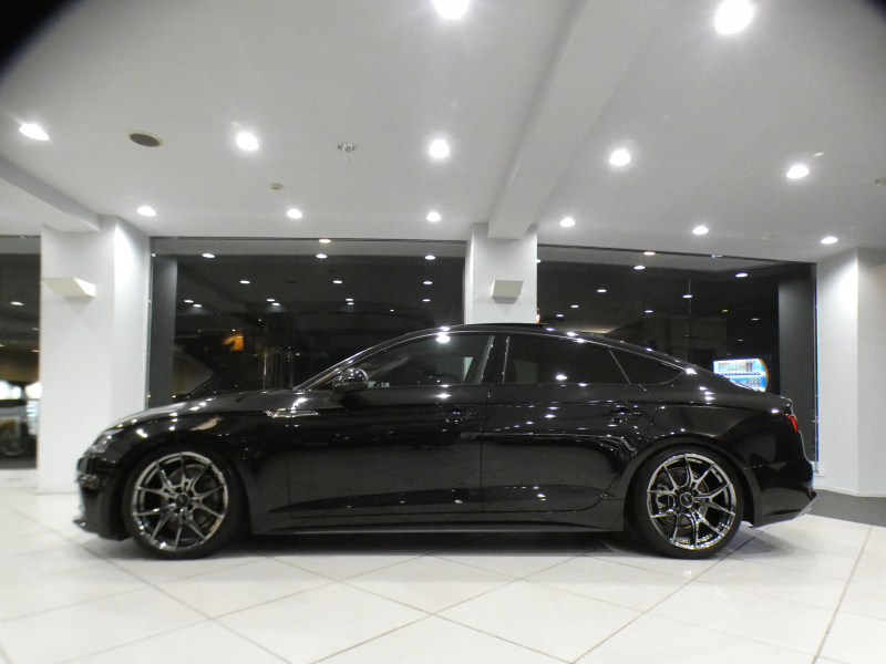 アウディ A5 A5ｽﾎﾟｰﾂﾊﾞｯｸ 40TFSI Sﾗｲﾝ&ｱｼｽﾀﾝｽPKG　1ｵｰﾅｰ 追ACC ﾚｰﾝ&ｻｲﾄﾞｱｼｽﾄ ｱｳﾃﾞｨﾌﾟﾚｾﾝｽ 半革 全席ﾋｰﾀｰ ﾊﾟﾉﾗﾏSR MMIﾅﾋﾞ ﾊﾞｰﾁｬﾙCP 全周囲ｶﾒﾗ PDC ﾏﾄﾘｸｽLED Sﾗｲﾝｴｸｽﾃﾘｱ KWｻｽﾍﾟﾝｼｮﾝ ﾚｲｽﾞ19AW　2年保証