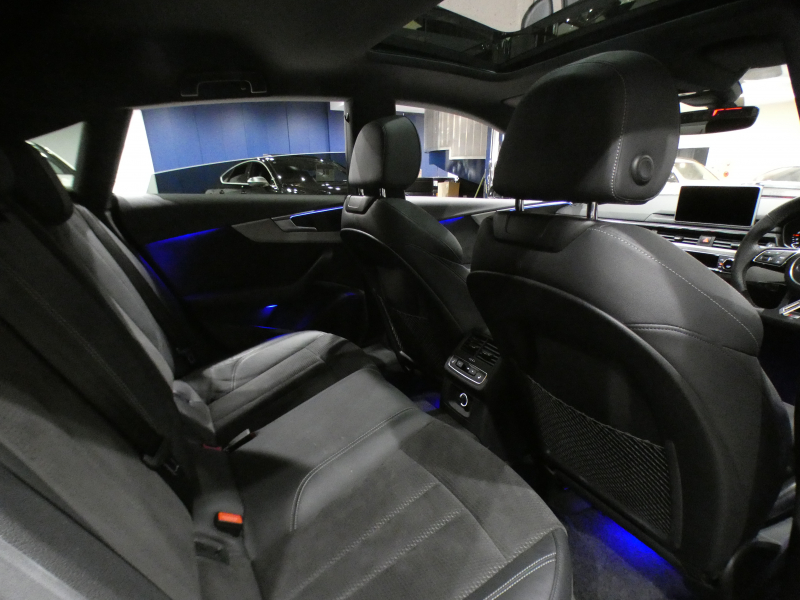 アウディ A5 A5ｽﾎﾟｰﾂﾊﾞｯｸ 40TFSI Sﾗｲﾝ&ｱｼｽﾀﾝｽPKG　1ｵｰﾅｰ 追ACC ﾚｰﾝ&ｻｲﾄﾞｱｼｽﾄ ｱｳﾃﾞｨﾌﾟﾚｾﾝｽ 半革 全席ﾋｰﾀｰ ﾊﾟﾉﾗﾏSR MMIﾅﾋﾞ ﾊﾞｰﾁｬﾙCP 全周囲ｶﾒﾗ PDC ﾏﾄﾘｸｽLED Sﾗｲﾝｴｸｽﾃﾘｱ KWｻｽﾍﾟﾝｼｮﾝ ﾚｲｽﾞ19AW　2年保証