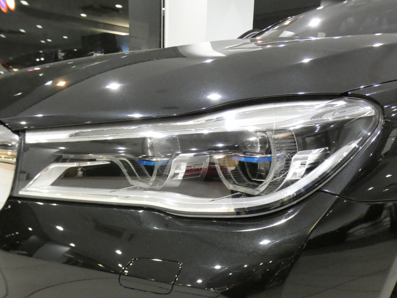 BMW 7シリーズ 750i Mｽﾎﾟｰﾂ　ｺﾝﾌｫA Dｱｼｽﾄ+ 追ACC ﾚｰﾝCHW 衝突軽減 茶革 全席ﾋｰﾀｰ ﾍﾞﾝﾁﾚｰﾀｰ ﾏｯｻｰｼﾞ機能 ｻﾝﾙｰﾌ ﾀｯﾁP対応iﾄﾞﾗｲﾌﾞﾅﾋﾞ(第6世代) 全周ｶﾒﾗ PDC ｼﾞｬｽﾁｬｰC LEDﾚｰｻﾞｰﾗｲﾄ Mｽﾎﾟｰﾂｴｱﾛ&20AW ｽﾎﾟｰﾂEX　2年保証