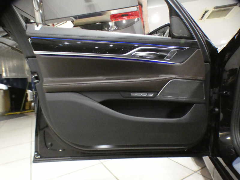 BMW 7シリーズ 750i Mｽﾎﾟｰﾂ　ｺﾝﾌｫA Dｱｼｽﾄ+ 追ACC ﾚｰﾝCHW 衝突軽減 茶革 全席ﾋｰﾀｰ ﾍﾞﾝﾁﾚｰﾀｰ ﾏｯｻｰｼﾞ機能 ｻﾝﾙｰﾌ ﾀｯﾁP対応iﾄﾞﾗｲﾌﾞﾅﾋﾞ(第6世代) 全周ｶﾒﾗ PDC ｼﾞｬｽﾁｬｰC LEDﾚｰｻﾞｰﾗｲﾄ Mｽﾎﾟｰﾂｴｱﾛ&20AW ｽﾎﾟｰﾂEX　2年保証