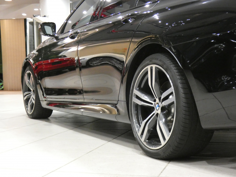 BMW 7シリーズ 750i Mｽﾎﾟｰﾂ　ｺﾝﾌｫA Dｱｼｽﾄ+ 追ACC ﾚｰﾝCHW 衝突軽減 茶革 全席ﾋｰﾀｰ ﾍﾞﾝﾁﾚｰﾀｰ ﾏｯｻｰｼﾞ機能 ｻﾝﾙｰﾌ ﾀｯﾁP対応iﾄﾞﾗｲﾌﾞﾅﾋﾞ(第6世代) 全周ｶﾒﾗ PDC ｼﾞｬｽﾁｬｰC LEDﾚｰｻﾞｰﾗｲﾄ Mｽﾎﾟｰﾂｴｱﾛ&20AW ｽﾎﾟｰﾂEX　2年保証