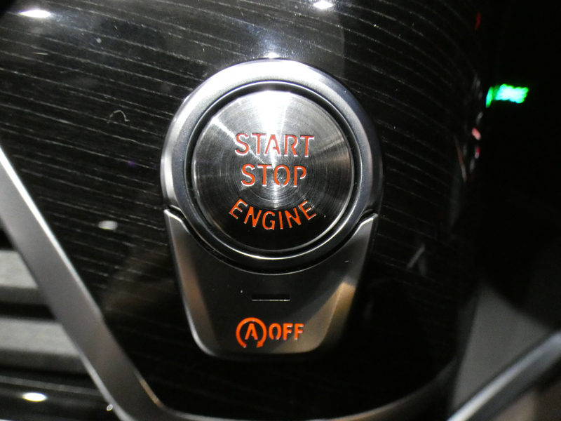 BMW 7シリーズ 750i Mｽﾎﾟｰﾂ　ｺﾝﾌｫA Dｱｼｽﾄ+ 追ACC ﾚｰﾝCHW 衝突軽減 茶革 全席ﾋｰﾀｰ ﾍﾞﾝﾁﾚｰﾀｰ ﾏｯｻｰｼﾞ機能 ｻﾝﾙｰﾌ ﾀｯﾁP対応iﾄﾞﾗｲﾌﾞﾅﾋﾞ(第6世代) 全周ｶﾒﾗ PDC ｼﾞｬｽﾁｬｰC LEDﾚｰｻﾞｰﾗｲﾄ Mｽﾎﾟｰﾂｴｱﾛ&20AW ｽﾎﾟｰﾂEX　2年保証