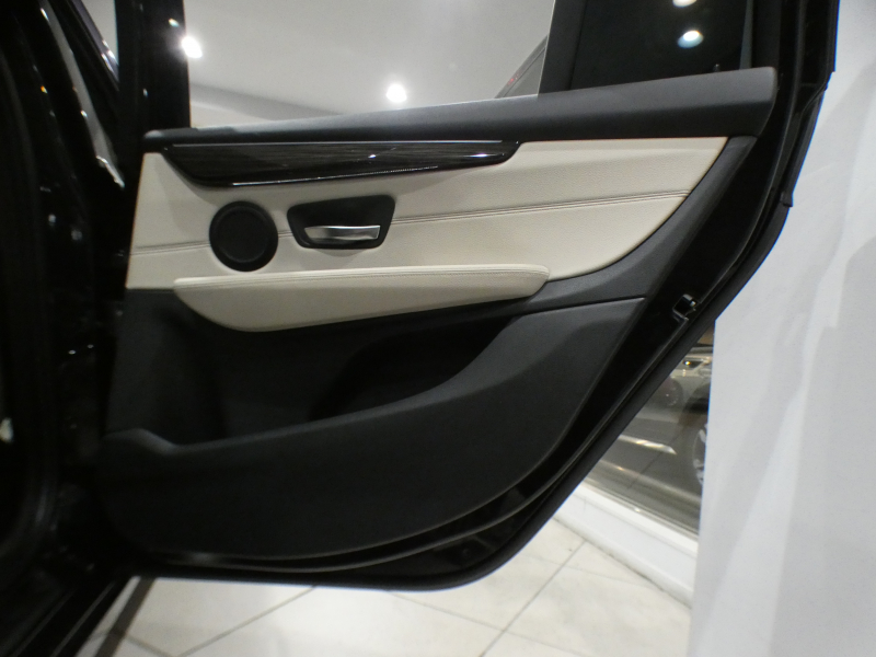 BMW 2シリーズ 218dｸﾞﾗﾝﾂｱﾗｰ ﾗｸﾞｼﾞｭｱﾘｰ ｾﾚｸﾄ&ADｱｸﾃｨﾌﾞｾｰﾌﾃｨPKG　後期 追ACC ﾚｰﾝDW ｲﾝﾃﾘS 白革 ﾊﾟﾉﾗﾏSR iﾄﾞﾗｲﾌﾞﾅﾋﾞ(第6世代 ﾀｯﾁP対応) ﾍｯﾄﾞｱｯﾌﾟDSP Bｶﾒﾗ PDC LEDﾗｲﾄ ｵｰﾄﾃｰﾙｹﾞｰﾄ　2年保証