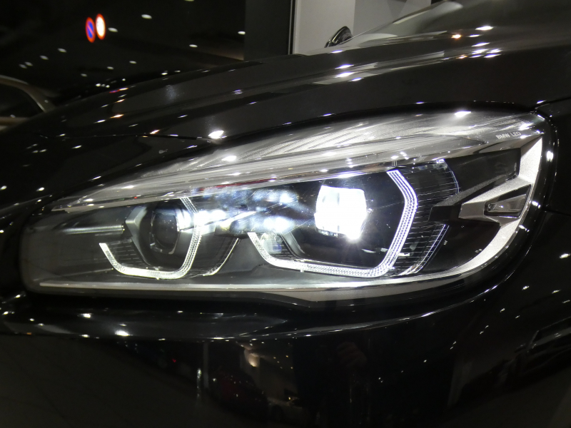 BMW 2シリーズ 218dｸﾞﾗﾝﾂｱﾗｰ ﾗｸﾞｼﾞｭｱﾘｰ ｾﾚｸﾄ&ADｱｸﾃｨﾌﾞｾｰﾌﾃｨPKG　後期 追ACC ﾚｰﾝDW ｲﾝﾃﾘS 白革 ﾊﾟﾉﾗﾏSR iﾄﾞﾗｲﾌﾞﾅﾋﾞ(第6世代 ﾀｯﾁP対応) ﾍｯﾄﾞｱｯﾌﾟDSP Bｶﾒﾗ PDC LEDﾗｲﾄ ｵｰﾄﾃｰﾙｹﾞｰﾄ　2年保証