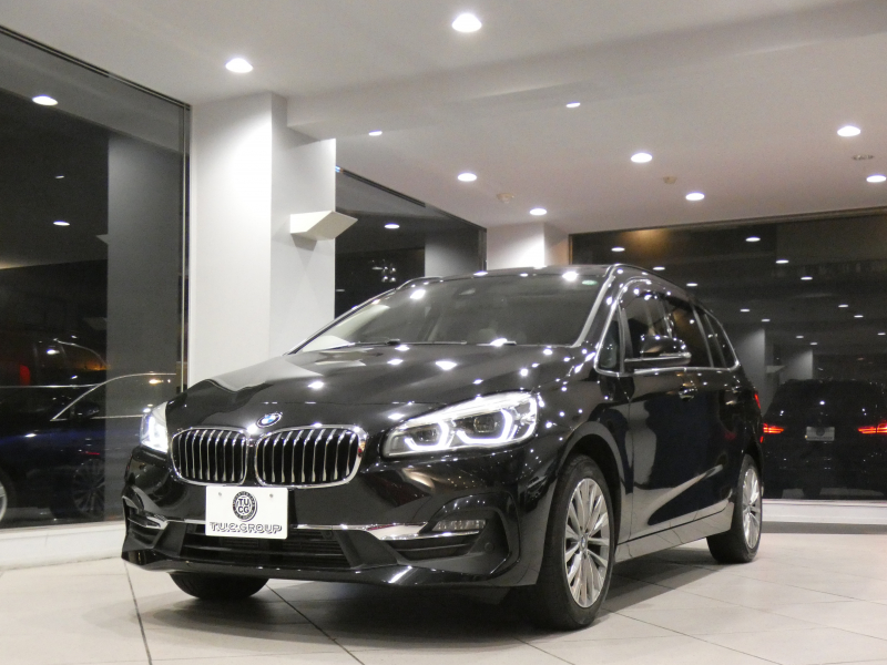BMW 2シリーズ 218dｸﾞﾗﾝﾂｱﾗｰ ﾗｸﾞｼﾞｭｱﾘｰ ｾﾚｸﾄ&ADｱｸﾃｨﾌﾞｾｰﾌﾃｨPKG　後期 追ACC ﾚｰﾝDW ｲﾝﾃﾘS 白革 ﾊﾟﾉﾗﾏSR iﾄﾞﾗｲﾌﾞﾅﾋﾞ(第6世代 ﾀｯﾁP対応) ﾍｯﾄﾞｱｯﾌﾟDSP Bｶﾒﾗ PDC LEDﾗｲﾄ ｵｰﾄﾃｰﾙｹﾞｰﾄ　2年保証
