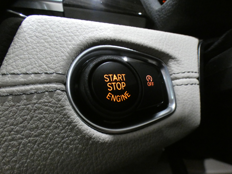 BMW 2シリーズ 218dｸﾞﾗﾝﾂｱﾗｰ ﾗｸﾞｼﾞｭｱﾘｰ ｾﾚｸﾄ&ADｱｸﾃｨﾌﾞｾｰﾌﾃｨPKG　後期 追ACC ﾚｰﾝDW ｲﾝﾃﾘS 白革 ﾊﾟﾉﾗﾏSR iﾄﾞﾗｲﾌﾞﾅﾋﾞ(第6世代 ﾀｯﾁP対応) ﾍｯﾄﾞｱｯﾌﾟDSP Bｶﾒﾗ PDC LEDﾗｲﾄ ｵｰﾄﾃｰﾙｹﾞｰﾄ　2年保証