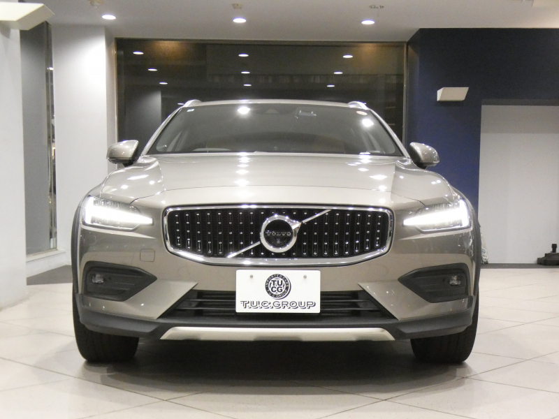 ボルボ V60 V60ｸﾛｽｶﾝﾄﾘｰ T5ﾌﾟﾛ AWD　1ｵｰﾅｰ 追ACC･LKA･ LCMA 茶革 ﾋｰﾀｰ ﾍﾞﾝﾁﾚｰﾀｰ ﾏｯｻｰｼﾞ機能 ﾀｯﾁｽｸﾘｰﾝHDDﾅﾋﾞTV harman/K 全周囲ｶﾒﾗ ﾍｯﾄﾞｱｯﾌﾟDSP LEDﾗｲﾄ ｵｰﾄﾃｰﾙｹﾞｰﾄ ｴｸｽﾃﾘｱﾃﾞｻﾞｲﾝKIT 19AW　2年保証