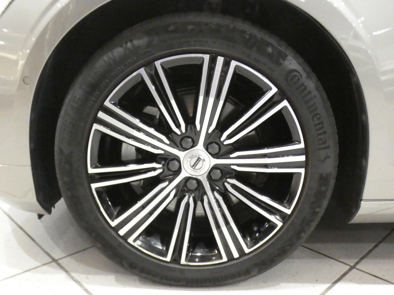 ボルボ V60 V60 T5ｲﾝｽｸﾘﾌﾟｼｮﾝ　追ACC･LKA･ LCMA 茶革 ﾋｰﾀｰ ﾍﾞﾝﾁﾚｰﾀｰ ﾏｯｻｰｼﾞ機能 ﾀｯﾁｽｸﾘｰﾝHDDﾅﾋﾞTV harman/K 全周囲ｶﾒﾗ ﾍｯﾄﾞｱｯﾌﾟDSP LEDﾗｲﾄ ｵｰﾄﾃｰﾙｹﾞｰﾄ ☆ﾎﾟｰﾙｽﾀｰｿﾌﾄｳｪｱ 261ps　2年保証