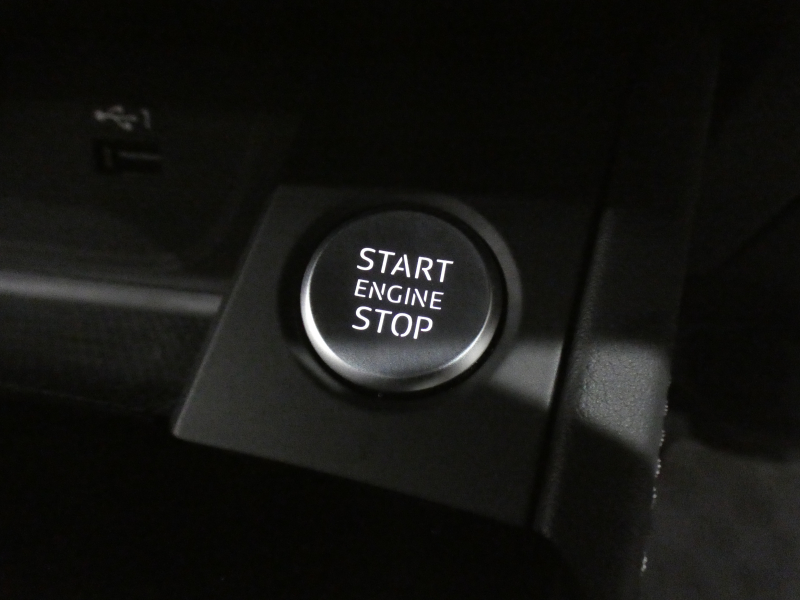 アウディ A4 A4ｵｰﾙﾛｰﾄﾞｸﾜﾄﾛ ﾗｸﾞｼﾞｭｱﾘｰ&ﾊﾟｰｸｱｼｽﾄPKG　後期 1ｵｰﾅｰ 追ACC ﾚｰﾝ&ｻｲﾄﾞｱｼｽﾄ 黒革 全席ﾋｰﾀｰ ﾀｯﾁｽｸﾘｰﾝMMIﾅﾋﾞ  全周囲ｶﾒﾗ PDC ﾏﾄﾘｸｽLED ｱﾝﾋﾞｴﾝﾄﾗｲﾄ 前後Dﾚｺ 18AW　2年保証