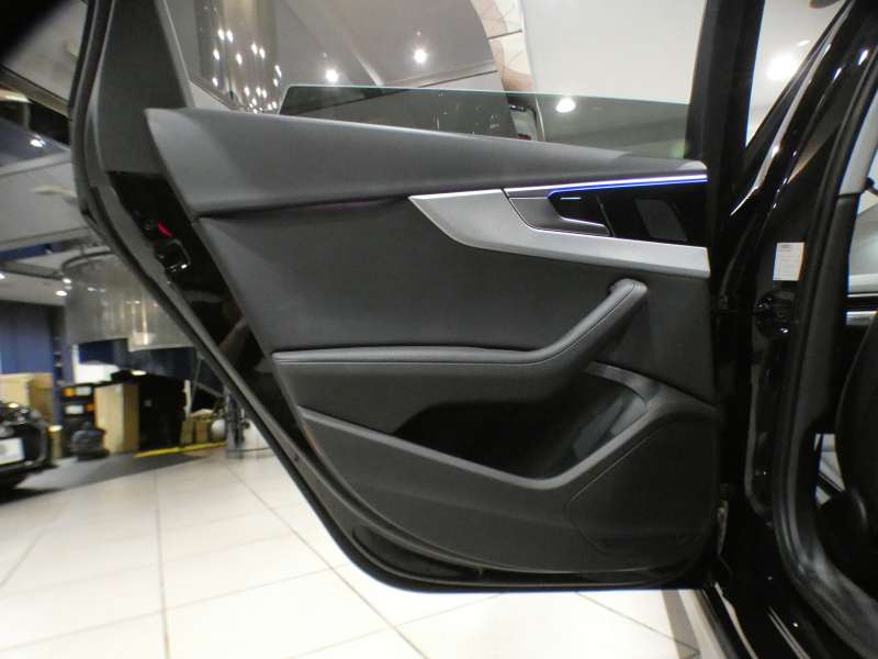 アウディ A4 A4ｵｰﾙﾛｰﾄﾞｸﾜﾄﾛ ﾗｸﾞｼﾞｭｱﾘｰ&ﾊﾟｰｸｱｼｽﾄPKG　後期 1ｵｰﾅｰ 追ACC ﾚｰﾝ&ｻｲﾄﾞｱｼｽﾄ 黒革 全席ﾋｰﾀｰ ﾀｯﾁｽｸﾘｰﾝMMIﾅﾋﾞ  全周囲ｶﾒﾗ PDC ﾏﾄﾘｸｽLED ｱﾝﾋﾞｴﾝﾄﾗｲﾄ 前後Dﾚｺ 18AW　2年保証