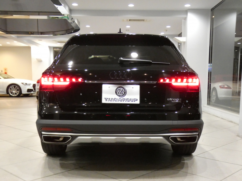 アウディ A4 A4ｵｰﾙﾛｰﾄﾞｸﾜﾄﾛ ﾗｸﾞｼﾞｭｱﾘｰ&ﾊﾟｰｸｱｼｽﾄPKG　後期 1ｵｰﾅｰ 追ACC ﾚｰﾝ&ｻｲﾄﾞｱｼｽﾄ 黒革 全席ﾋｰﾀｰ ﾀｯﾁｽｸﾘｰﾝMMIﾅﾋﾞ  全周囲ｶﾒﾗ PDC ﾏﾄﾘｸｽLED ｱﾝﾋﾞｴﾝﾄﾗｲﾄ 前後Dﾚｺ 18AW　2年保証