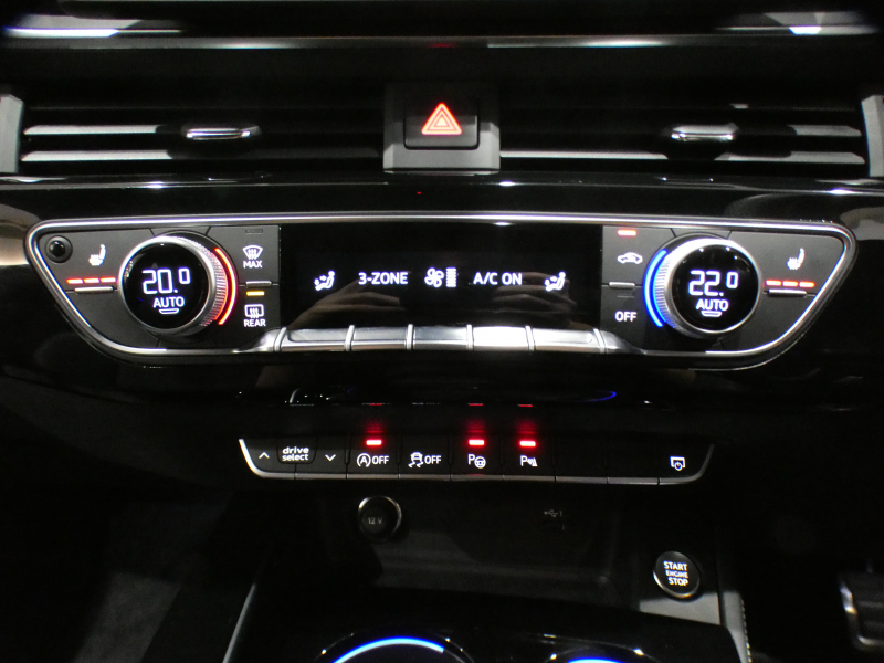 アウディ A5 A5ｽﾎﾟｰﾂﾊﾞｯｸ 40TDIｸﾜﾄﾛ Sﾗｲﾝ　後期 追ACC ﾚｰﾝ&ｻｲﾄﾞｱｼｽﾄ 衝突軽減 半革 全席ﾋｰﾀｰ ｽﾃｱﾋｰﾀｰ ﾀｯﾁP対応MMIﾅﾋﾞ ﾊﾞｰﾁｬﾙCP+ 全周囲ｶﾒﾗ PDC ﾏﾄﾘｸｽLED ｱﾝﾋﾞｴﾝﾄﾗｲﾄ Sﾗｲﾝｴｸｽﾃﾘｱ&18AW　2年保証