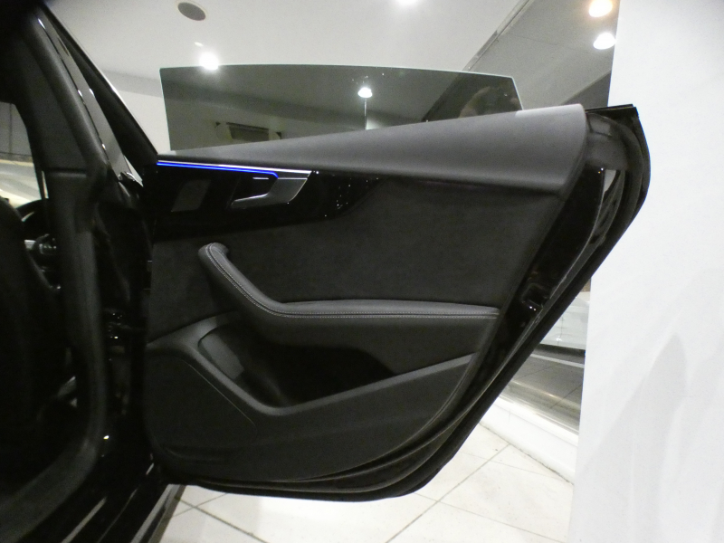 アウディ A5 A5ｽﾎﾟｰﾂﾊﾞｯｸ 40TDIｸﾜﾄﾛ Sﾗｲﾝ　後期 追ACC ﾚｰﾝ&ｻｲﾄﾞｱｼｽﾄ 衝突軽減 半革 全席ﾋｰﾀｰ ｽﾃｱﾋｰﾀｰ ﾀｯﾁP対応MMIﾅﾋﾞ ﾊﾞｰﾁｬﾙCP+ 全周囲ｶﾒﾗ PDC ﾏﾄﾘｸｽLED ｱﾝﾋﾞｴﾝﾄﾗｲﾄ Sﾗｲﾝｴｸｽﾃﾘｱ&18AW　2年保証