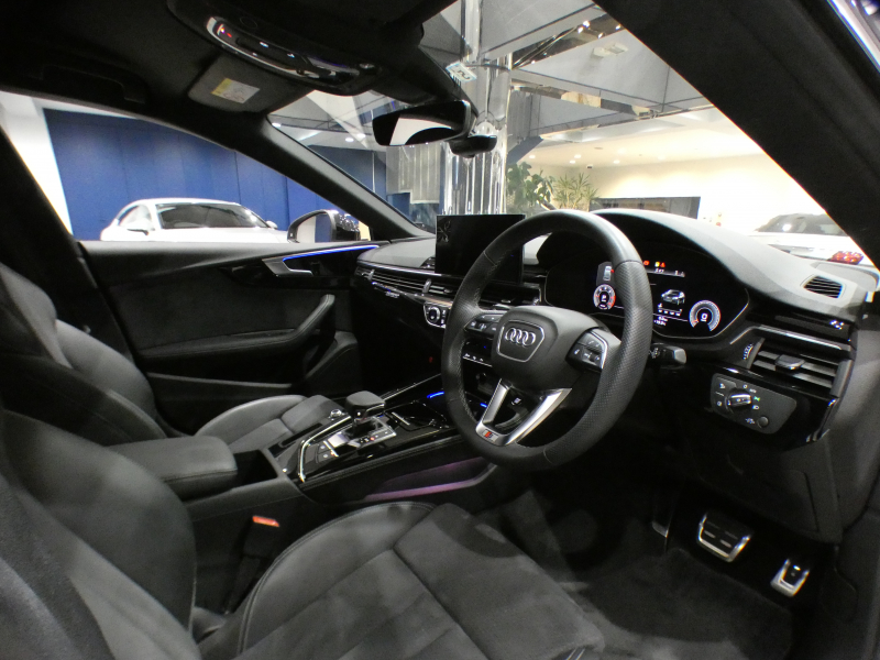 アウディ A5 A5ｽﾎﾟｰﾂﾊﾞｯｸ 40TDIｸﾜﾄﾛ Sﾗｲﾝ　後期 追ACC ﾚｰﾝ&ｻｲﾄﾞｱｼｽﾄ 衝突軽減 半革 全席ﾋｰﾀｰ ｽﾃｱﾋｰﾀｰ ﾀｯﾁP対応MMIﾅﾋﾞ ﾊﾞｰﾁｬﾙCP+ 全周囲ｶﾒﾗ PDC ﾏﾄﾘｸｽLED ｱﾝﾋﾞｴﾝﾄﾗｲﾄ Sﾗｲﾝｴｸｽﾃﾘｱ&18AW　2年保証