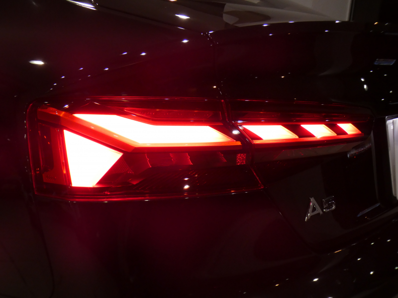 アウディ A5 A5ｽﾎﾟｰﾂﾊﾞｯｸ 40TDIｸﾜﾄﾛ Sﾗｲﾝ　後期 追ACC ﾚｰﾝ&ｻｲﾄﾞｱｼｽﾄ 衝突軽減 半革 全席ﾋｰﾀｰ ｽﾃｱﾋｰﾀｰ ﾀｯﾁP対応MMIﾅﾋﾞ ﾊﾞｰﾁｬﾙCP+ 全周囲ｶﾒﾗ PDC ﾏﾄﾘｸｽLED ｱﾝﾋﾞｴﾝﾄﾗｲﾄ Sﾗｲﾝｴｸｽﾃﾘｱ&18AW　2年保証