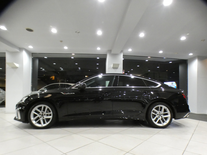 アウディ A5 A5ｽﾎﾟｰﾂﾊﾞｯｸ 40TDIｸﾜﾄﾛ Sﾗｲﾝ　後期 追ACC ﾚｰﾝ&ｻｲﾄﾞｱｼｽﾄ 衝突軽減 半革 全席ﾋｰﾀｰ ｽﾃｱﾋｰﾀｰ ﾀｯﾁP対応MMIﾅﾋﾞ ﾊﾞｰﾁｬﾙCP+ 全周囲ｶﾒﾗ PDC ﾏﾄﾘｸｽLED ｱﾝﾋﾞｴﾝﾄﾗｲﾄ Sﾗｲﾝｴｸｽﾃﾘｱ&18AW　2年保証