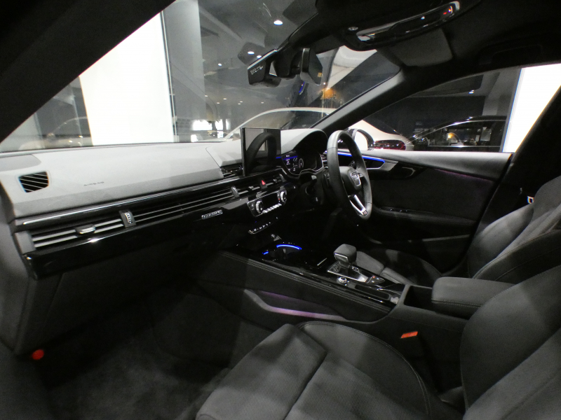 アウディ A5 A5ｽﾎﾟｰﾂﾊﾞｯｸ 40TDIｸﾜﾄﾛ Sﾗｲﾝ　後期 追ACC ﾚｰﾝ&ｻｲﾄﾞｱｼｽﾄ 衝突軽減 半革 全席ﾋｰﾀｰ ｽﾃｱﾋｰﾀｰ ﾀｯﾁP対応MMIﾅﾋﾞ ﾊﾞｰﾁｬﾙCP+ 全周囲ｶﾒﾗ PDC ﾏﾄﾘｸｽLED ｱﾝﾋﾞｴﾝﾄﾗｲﾄ Sﾗｲﾝｴｸｽﾃﾘｱ&18AW　2年保証