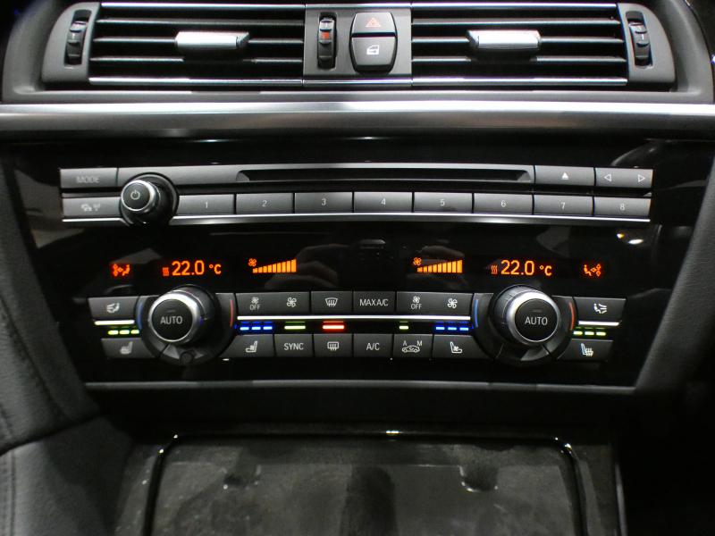 BMW 6シリーズ 640iｸﾞﾗﾝｸｰﾍﾟ Mｽﾎﾟｰﾂ ｺﾝﾌｫｰﾄPKG　後期 ｺﾝﾌｫA 追ACC ﾚｰﾝCHW 衝突軽減 黒革ｺﾝﾌｫｰﾄｼｰﾄ 全席ﾋｰﾀｰ&ﾍﾞﾝﾁﾚｰﾀｰ ｻﾝﾙｰﾌ iﾄﾞﾗｲﾌﾞﾅﾋﾞ(NBT-EVO) Bｶﾒﾗ PDC DSPﾒｰﾀｰ ﾍｯﾄﾞｱｯﾌﾟDSP LEDﾗｲﾄ Mｽﾎﾟｰﾂｴｱﾛ 20AW　2年保証