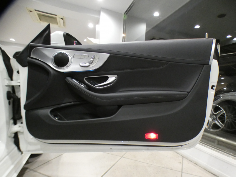 メルセデスベンツ Cクラス C180ｸｰﾍﾟ ｽﾎﾟｰﾂ+ ﾚｰﾀﾞｰｾｰﾌﾃｨPKG　黒革 ﾊﾟﾉﾗﾏSR ﾅﾋﾞTV ﾍｯﾄﾞｱｯﾌﾟDSP Meｺﾈｸﾄ Bｶﾒﾗ PTS LEDﾗｲﾄ ｱﾝﾋﾞｴﾝﾄﾗｲﾄ AMGｽﾀｲﾘﾝｸﾞ&19AW　2年保証