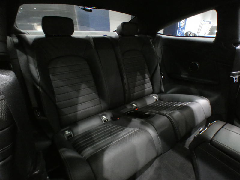 メルセデスベンツ Cクラス C180ｸｰﾍﾟ ｽﾎﾟｰﾂ+ ﾚｰﾀﾞｰｾｰﾌﾃｨPKG　黒革 ﾊﾟﾉﾗﾏSR ﾅﾋﾞTV ﾍｯﾄﾞｱｯﾌﾟDSP Meｺﾈｸﾄ Bｶﾒﾗ PTS LEDﾗｲﾄ ｱﾝﾋﾞｴﾝﾄﾗｲﾄ AMGｽﾀｲﾘﾝｸﾞ&19AW　2年保証