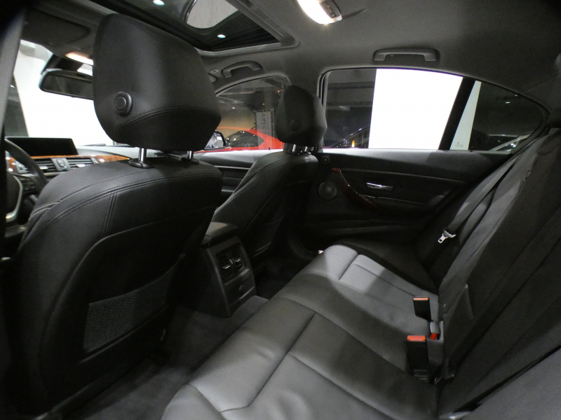 アルピナ B3 B3 ﾋﾞﾀｰﾎﾞﾘﾑｼﾞﾝ　左H ｺﾝﾌｫA ｸﾙｺﾝ 黒革 ｻﾝﾙｰﾌ iﾄﾞﾗｲﾌﾞﾅﾋﾞ(NBT-EVO) harmank Bｶﾒﾗ PDC ｷｾﾉﾝ 専用ｴｸｽﾃﾘｱ&20AW ｱｸﾗﾎﾟ製専用ﾏﾌﾗｰ 410ps　2年保証