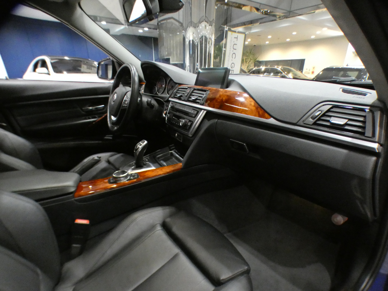 アルピナ B3 B3 ﾋﾞﾀｰﾎﾞﾘﾑｼﾞﾝ　左H ｺﾝﾌｫA ｸﾙｺﾝ 黒革 ｻﾝﾙｰﾌ iﾄﾞﾗｲﾌﾞﾅﾋﾞ(NBT-EVO) harmank Bｶﾒﾗ PDC ｷｾﾉﾝ 専用ｴｸｽﾃﾘｱ&20AW ｱｸﾗﾎﾟ製専用ﾏﾌﾗｰ 410ps　2年保証