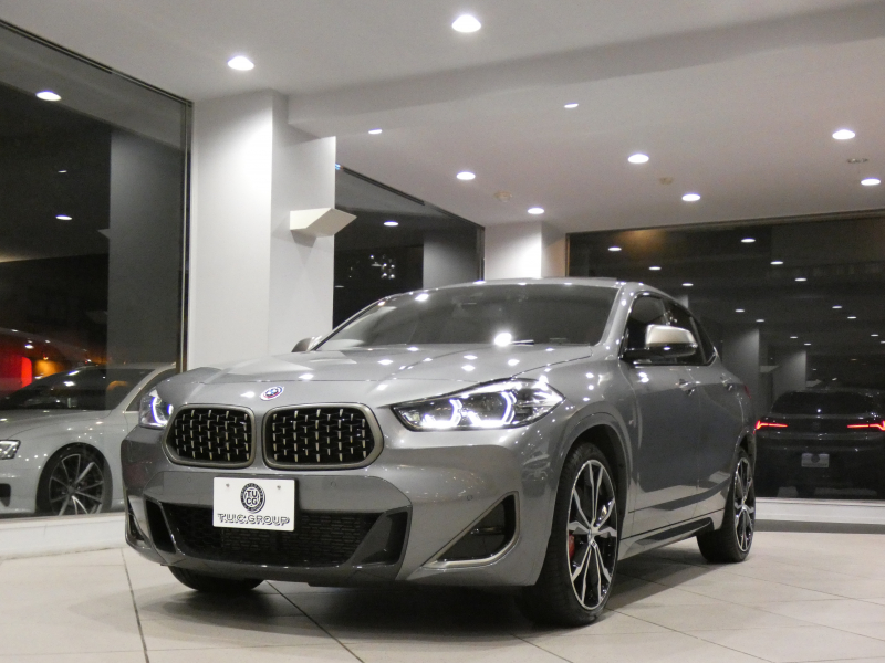 BMW X2 X2 M35i ADｾｰﾌﾃｨ&ｾﾚｸﾄPKG　ｺﾝﾌｫA 追ACC ﾚｰﾝDW ｲﾝﾃﾘS 赤革 ﾊﾟﾉﾗﾏSR ﾀｯﾁP対応iﾄﾞﾗｲﾌﾞﾅﾋﾞ(第6世代) ﾍｯﾄﾞｱｯﾌﾟDSP ﾜｲﾔﾚｽCH Bｶﾒﾗ PDC LEDﾗｲﾄ 専用ｴｸｽﾃﾘｱ&20AW 赤ｷｬﾘﾊﾟｰ 306ps　2年保証