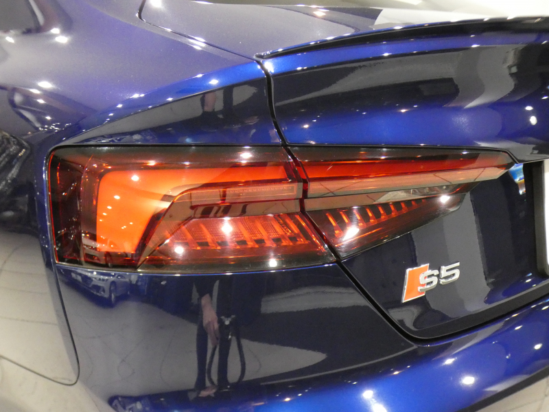 アウディ S5 S5ｽﾎﾟｰﾂﾊﾞｯｸ ﾚｻﾞｰ&ｱｼｽﾀﾝｽPKG　ADVｷｰ 追ACC ﾚｰﾝ&ｻｲﾄﾞｱｼｽﾄ 赤革 ﾏｯｻｰｼﾞ機能 ﾋｰﾀｰ ﾊﾟﾉﾗﾏSR MMIﾅﾋﾞ ﾊﾞｰﾁｬﾙCP B&Oｻｳﾝﾄﾞ 全周囲ｶﾒﾗ PDC ﾏﾄﾘｸｽLED 専用ｴｸﾃﾘｱ&19AW 赤ｷｬﾘﾊﾟｰ Rｽﾎﾟｰﾂﾃﾞﾌ 354ps　2年保証