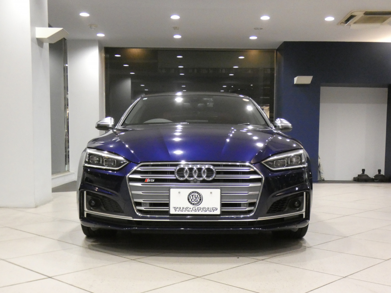 アウディ S5 S5ｽﾎﾟｰﾂﾊﾞｯｸ ﾚｻﾞｰ&ｱｼｽﾀﾝｽPKG　ADVｷｰ 追ACC ﾚｰﾝ&ｻｲﾄﾞｱｼｽﾄ 赤革 ﾏｯｻｰｼﾞ機能 ﾋｰﾀｰ ﾊﾟﾉﾗﾏSR MMIﾅﾋﾞ ﾊﾞｰﾁｬﾙCP B&Oｻｳﾝﾄﾞ 全周囲ｶﾒﾗ PDC ﾏﾄﾘｸｽLED 専用ｴｸﾃﾘｱ&19AW 赤ｷｬﾘﾊﾟｰ Rｽﾎﾟｰﾂﾃﾞﾌ 354ps　2年保証