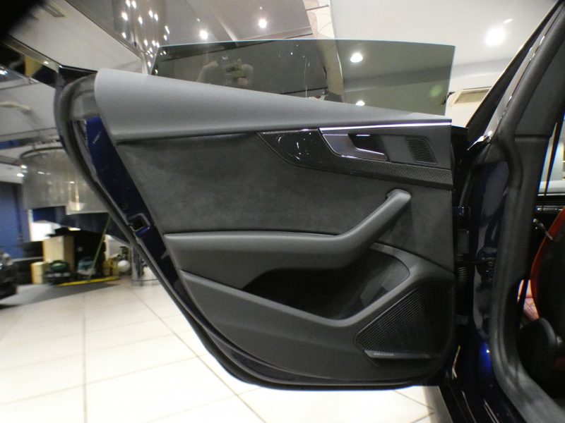 アウディ S5 S5ｽﾎﾟｰﾂﾊﾞｯｸ ﾚｻﾞｰ&ｱｼｽﾀﾝｽPKG　ADVｷｰ 追ACC ﾚｰﾝ&ｻｲﾄﾞｱｼｽﾄ 赤革 ﾏｯｻｰｼﾞ機能 ﾋｰﾀｰ ﾊﾟﾉﾗﾏSR MMIﾅﾋﾞ ﾊﾞｰﾁｬﾙCP B&Oｻｳﾝﾄﾞ 全周囲ｶﾒﾗ PDC ﾏﾄﾘｸｽLED 専用ｴｸﾃﾘｱ&19AW 赤ｷｬﾘﾊﾟｰ Rｽﾎﾟｰﾂﾃﾞﾌ 354ps　2年保証