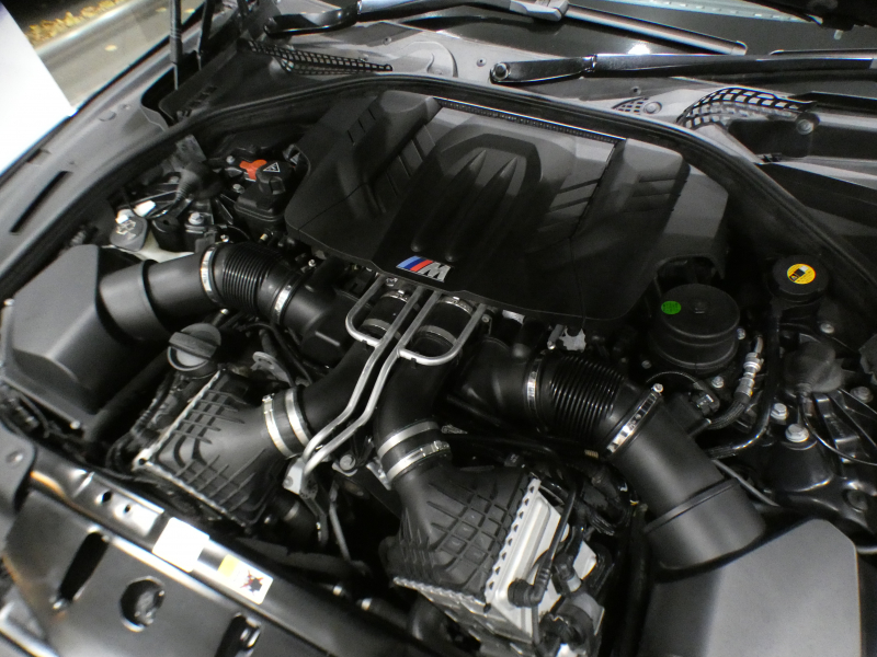 BMW Mシリーズ M6ｸﾞﾗﾝｸｰﾍﾟ　ｺﾝﾌｫA ﾚｰﾝCHW 赤革 ﾋｰﾀｰ ﾍﾞﾝﾁﾚｰﾀｰ iﾄﾞﾗｲﾌﾞﾅﾋﾞ(CIC) ☆B&Oｻｳﾝﾄﾞ ﾄｯﾌﾟ&ｻｲﾄﾞﾋﾞｭｰｶﾒﾗ ﾅｲﾄﾋﾞｼﾞｮﾝ PDC ﾍｯﾄﾞｱｯﾌﾟDSP LEDﾗｲﾄ 専用ｴｸﾃﾘｱ&20AW 560ps　2年保証