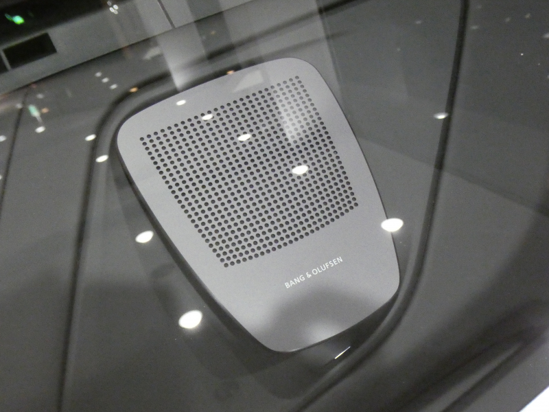 BMW Mシリーズ M6ｸﾞﾗﾝｸｰﾍﾟ　ｺﾝﾌｫA ﾚｰﾝCHW 赤革 ﾋｰﾀｰ ﾍﾞﾝﾁﾚｰﾀｰ iﾄﾞﾗｲﾌﾞﾅﾋﾞ(CIC) ☆B&Oｻｳﾝﾄﾞ ﾄｯﾌﾟ&ｻｲﾄﾞﾋﾞｭｰｶﾒﾗ ﾅｲﾄﾋﾞｼﾞｮﾝ PDC ﾍｯﾄﾞｱｯﾌﾟDSP LEDﾗｲﾄ 専用ｴｸﾃﾘｱ&20AW 560ps　2年保証